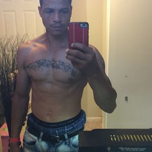 Meet your Posher, Derrick